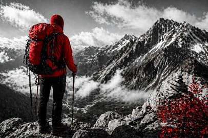 Куда поехать на майские праздники 2026: топ городов России, цены и советы по бронированию